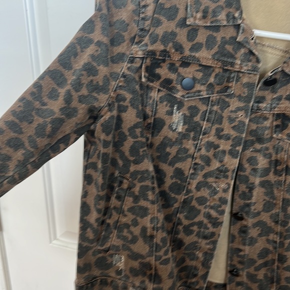 Leopard Jean Jacket - Picture 4 of 9